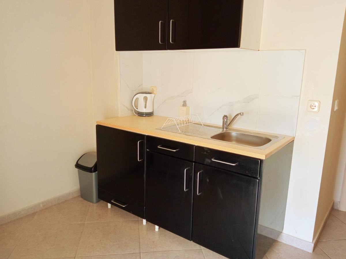 Tzikas Apartments Салоники Экстерьер фото